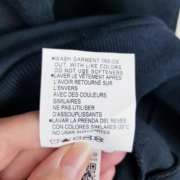 Under Armour Black Hooded Sweatshirt NWT, size XL - Picture 7 of 8